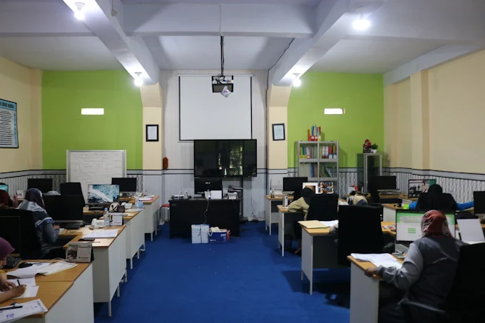 Desain Komunikasi Visual (Multimedia)